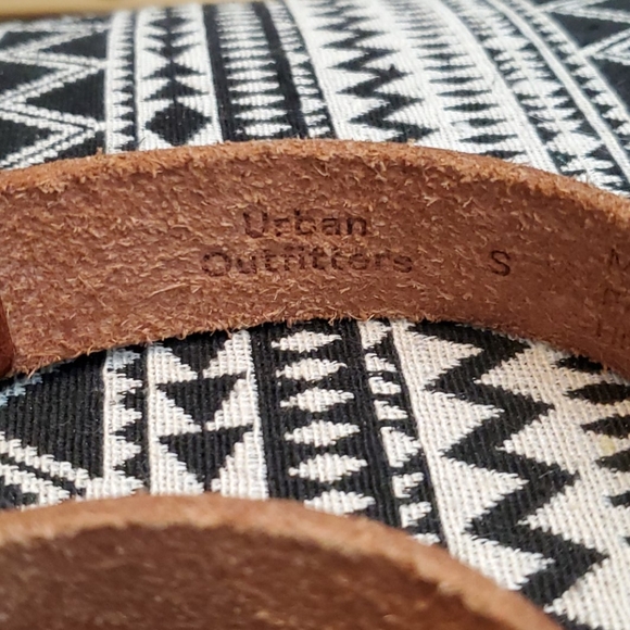 Urban Outfitters Ecote Metal-Tipped Leather Belt - Picture 4 of 4